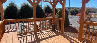 Super 8 by Wyndham Hillsville