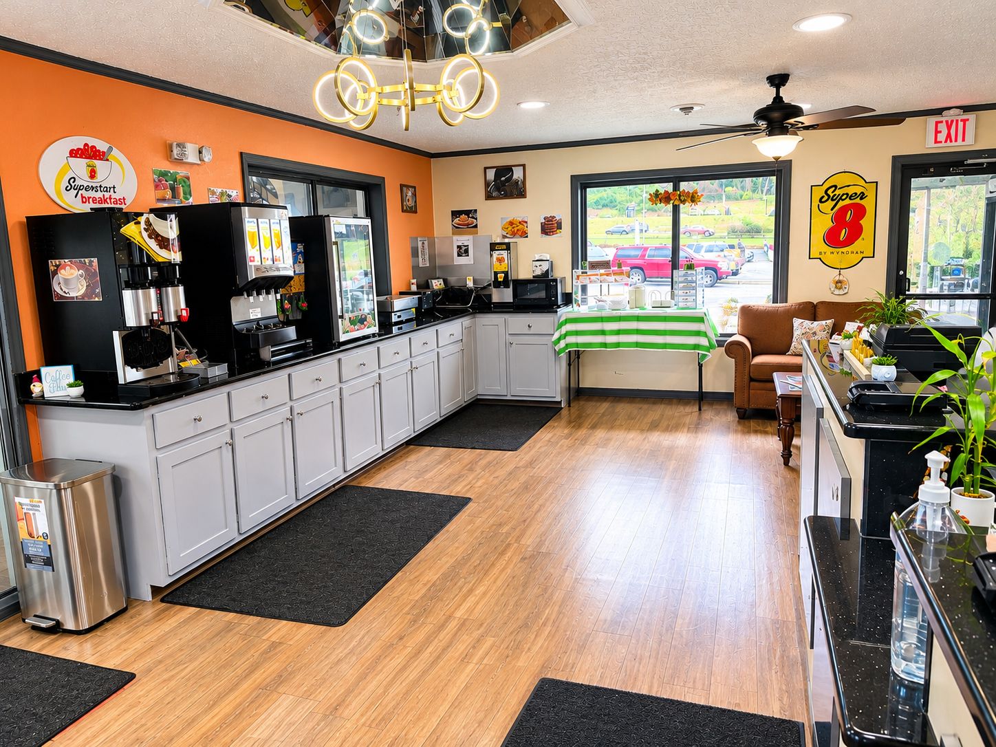 Breakfast area