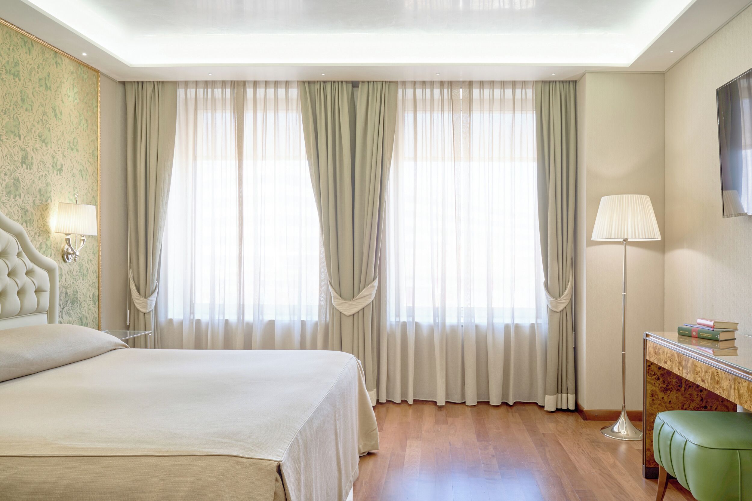 Egyptian cotton sheets, premium bedding, down duvets, pillow-top beds