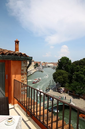 Junior Suite, Canal View (Rooftop)(Small Canal Rio Novo/Garden) | Terrace/patio