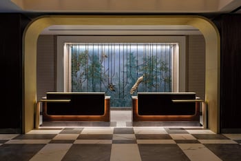 Reception area at JW Marriott Atlanta Buckhead