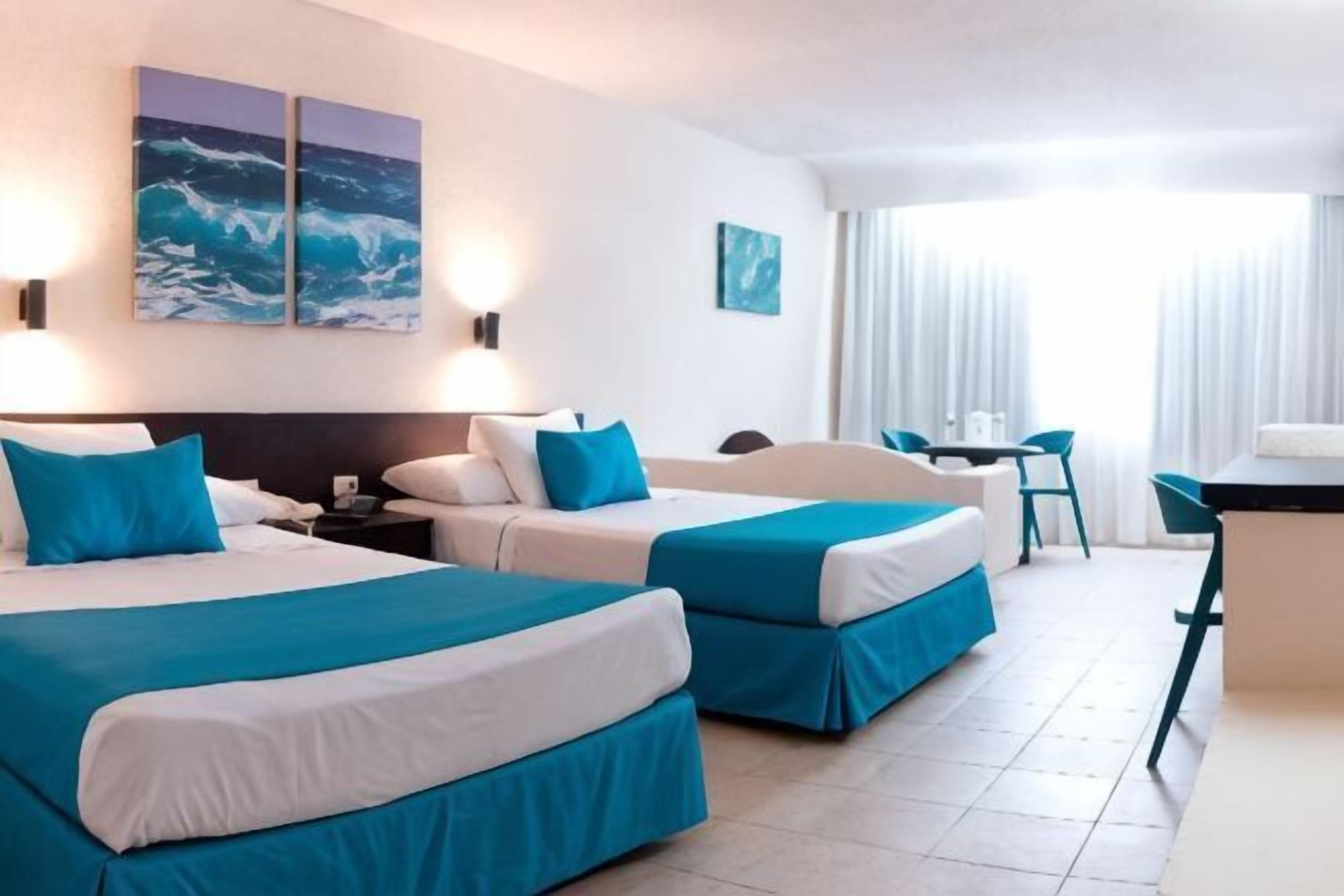 Literie de qualité supérieure, coffres-forts dans les chambres, bureau