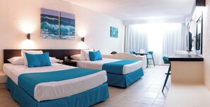 Junior Suite, 2 camas dobles | Premium bedding, in-room safe, desk, laptop workspace - Howard Johnson by Wyndham Veracruz (Veracruz)