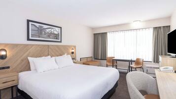 Bureau, espace de travail pour ordinateur portable