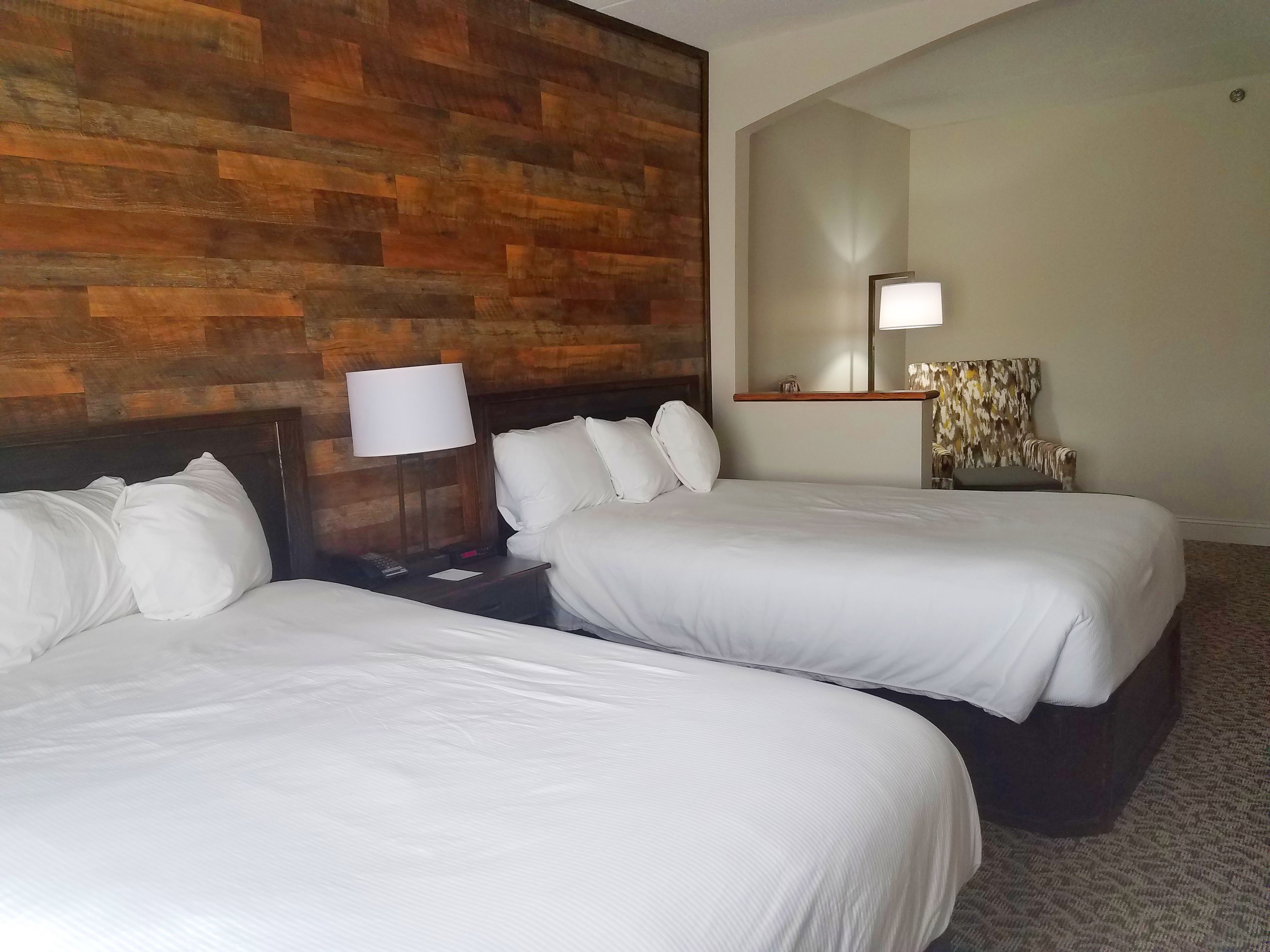 Premium bedding, iron/ironing board, rollaway beds, free WiFi