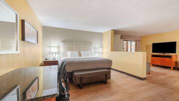 書桌、筆電工作空間、熨斗/熨衣板、免費無線上網