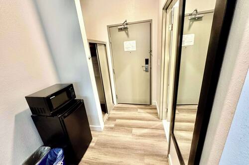 Chambre, 2 grands lits, non-fumeur | Fer et planche à repasser, lit de bébé (gratuit)