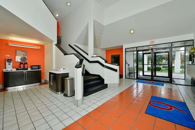 Motel 6 Plano, TX - West - Frisco