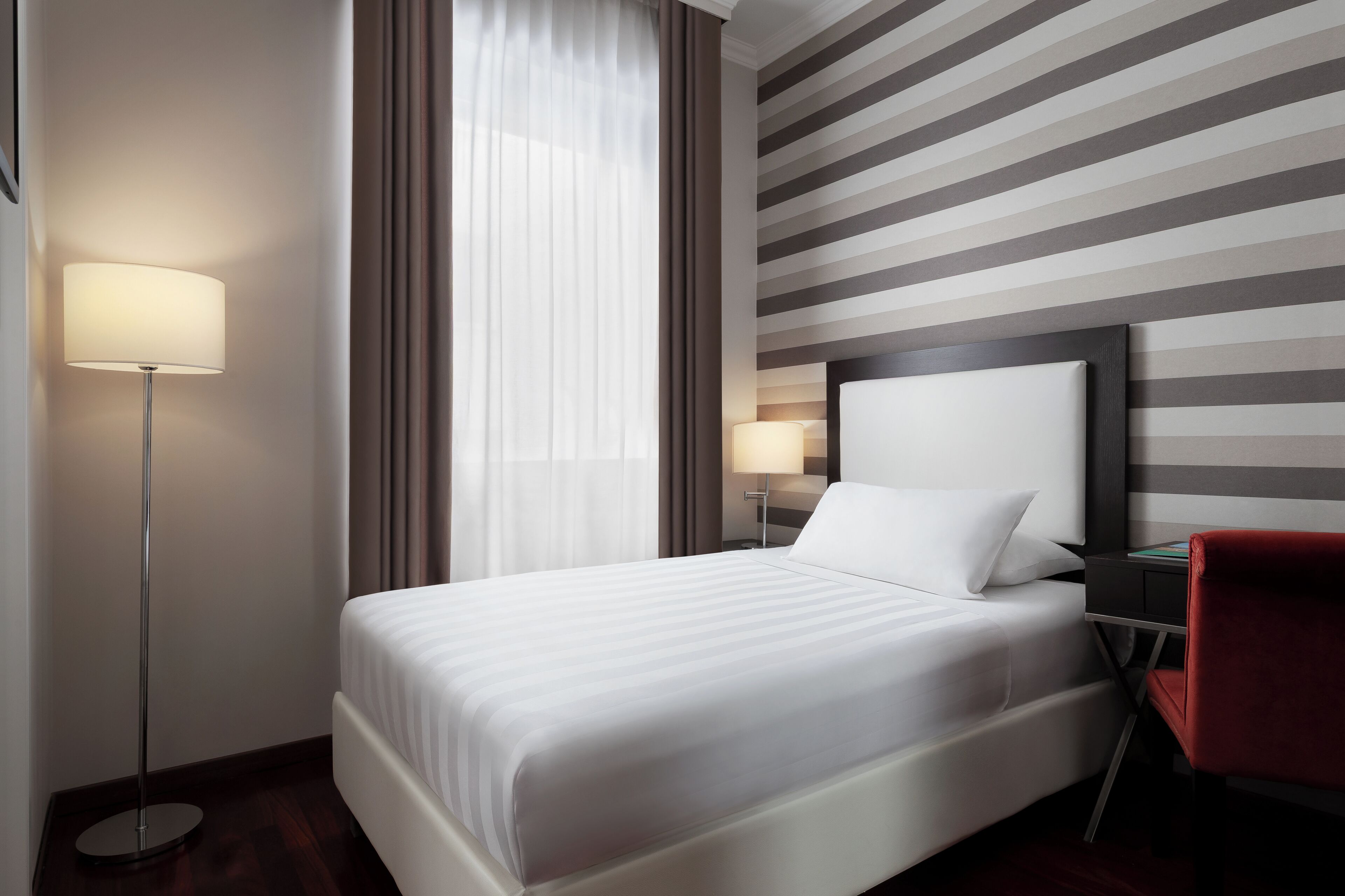 Phòng đơn | Minibar, két bảo mật tại phòng, bàn, phòng cách âm 