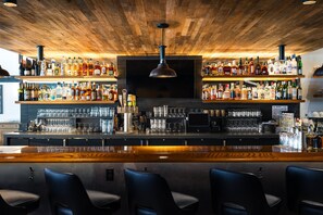 Bar (in der Unterkunft)