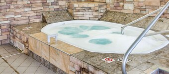 Quality Inn & Suites Mankato East