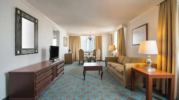 Premium bedding, down comforters, minibar, in-room safe