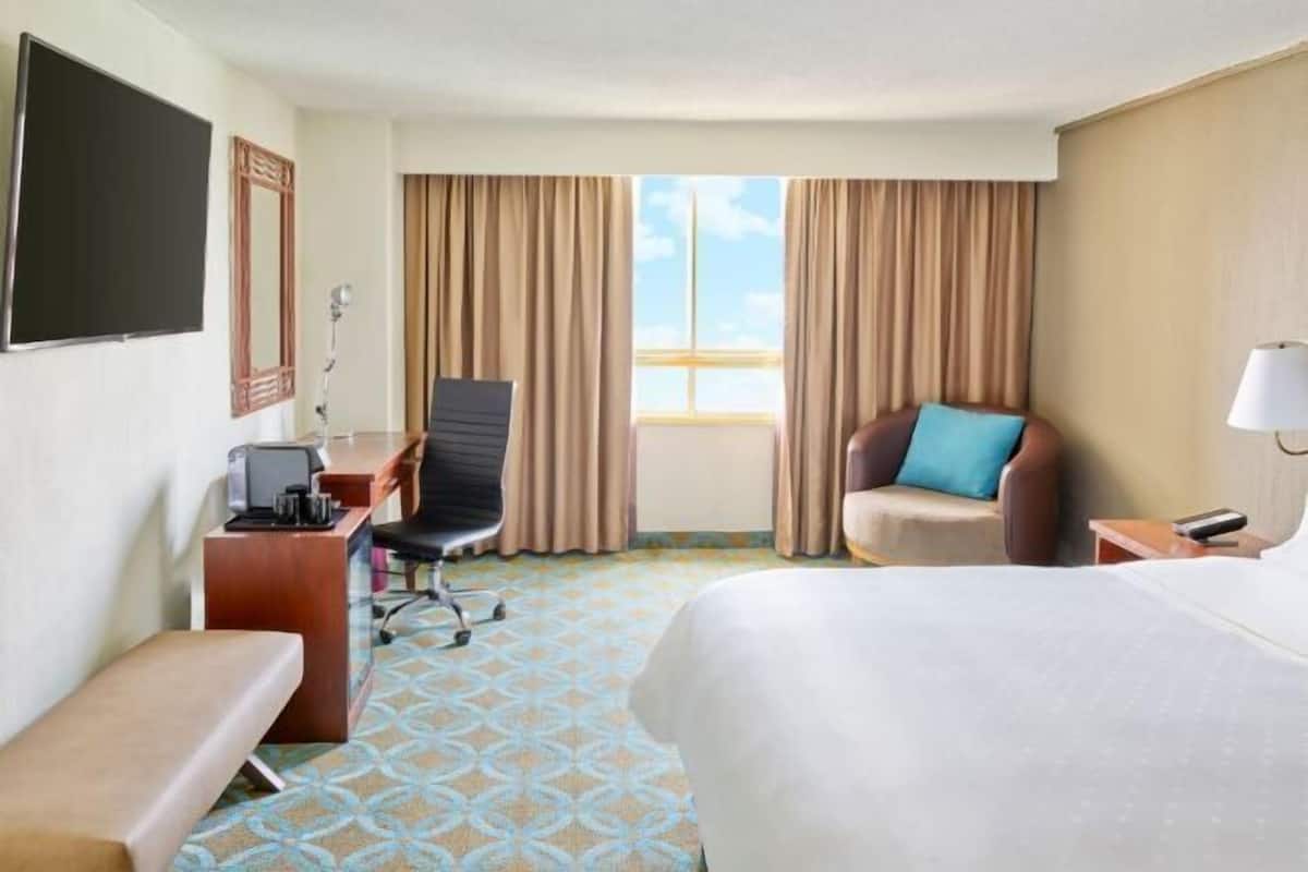 Ropa de cama de alta calidad, edredón y minibar