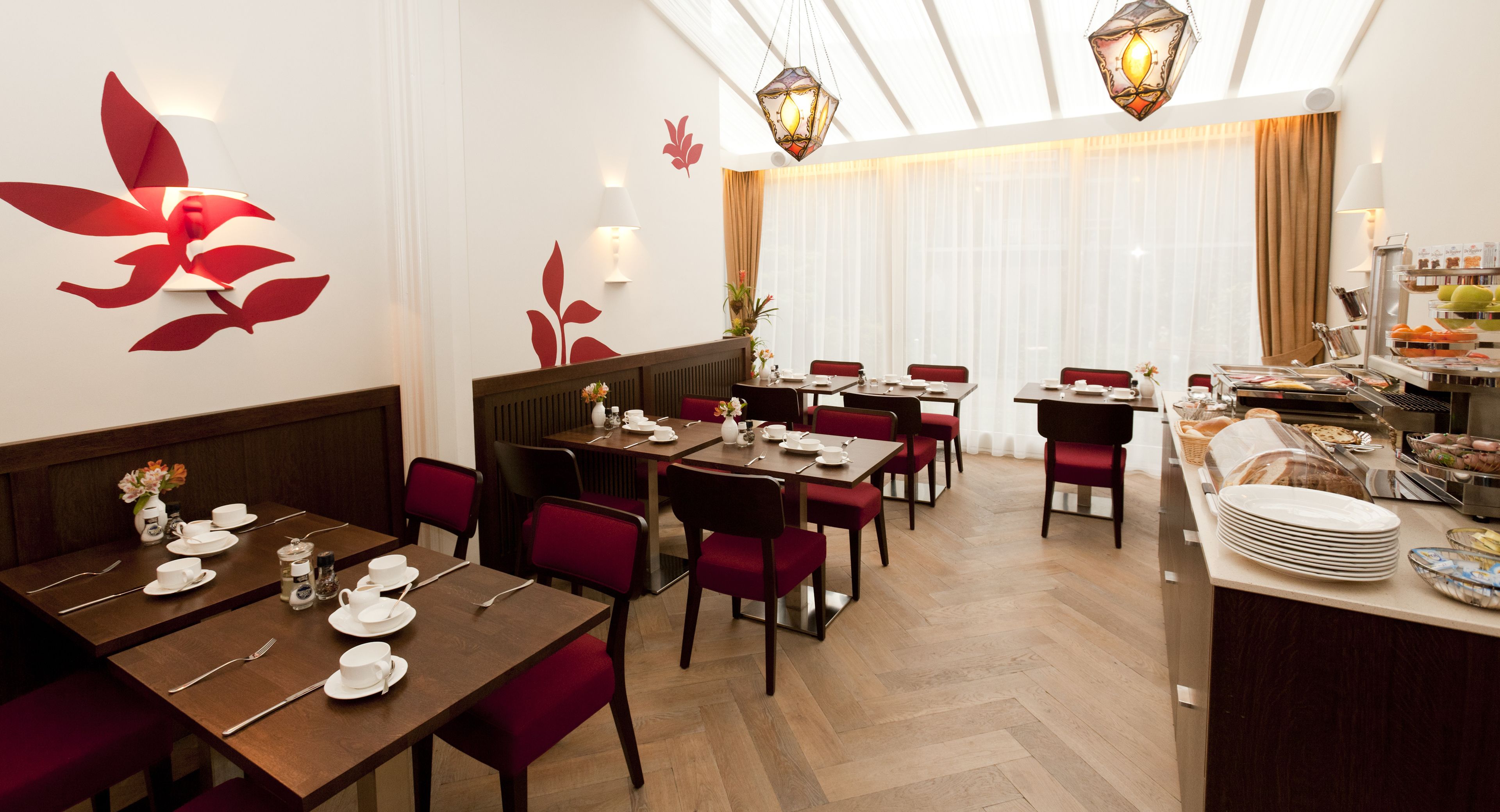 Daily buffet breakfast (EUR 17 per person)