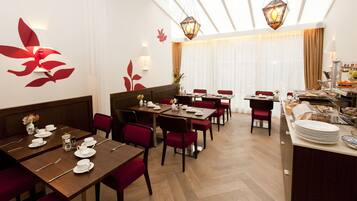 Daily buffet breakfast (EUR 17 per person)
