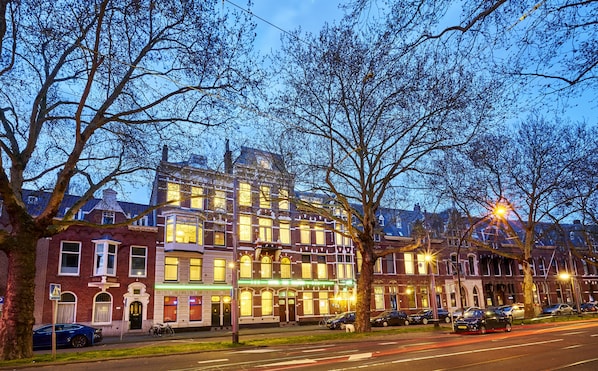 Front of property – evening/night