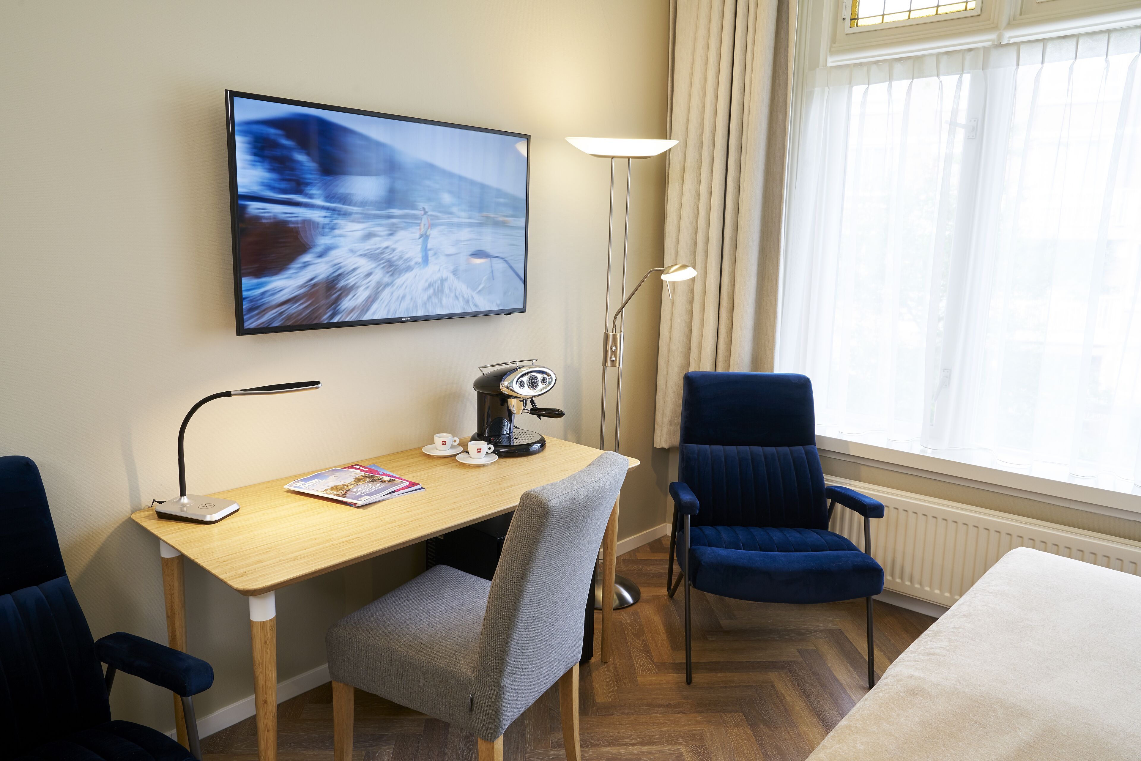 standard double or twin room | television