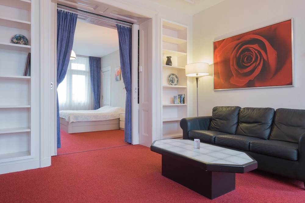 Hotel van Walsum Rotterdam by null