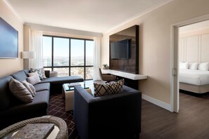 Club Suite, 1 King Bed with Sofa bed | Living area | 55-inch flat-screen TV with cable channels, Smart TV, Netflix - Irvine Marriott (Irvine)