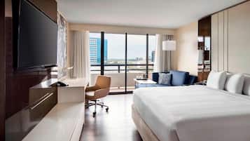 In-room safe, desk, laptop workspace, blackout curtains