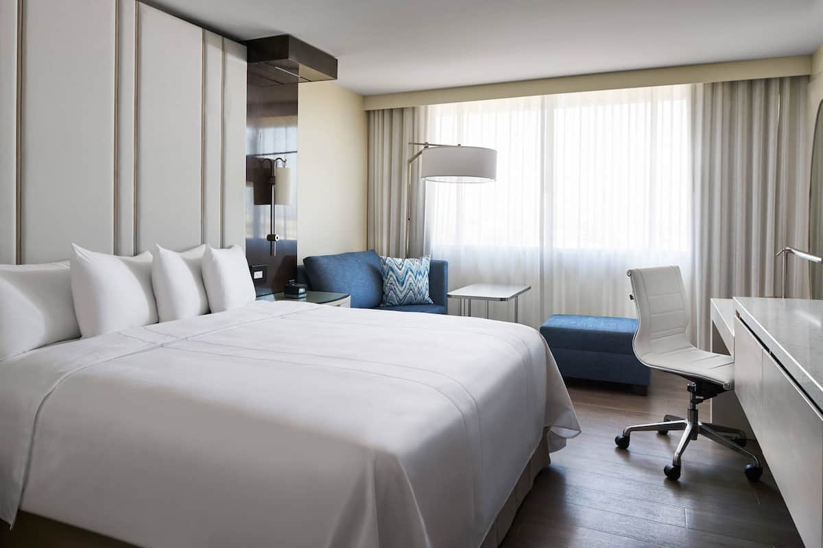 1 bedroom, in-room safe, desk, laptop workspace