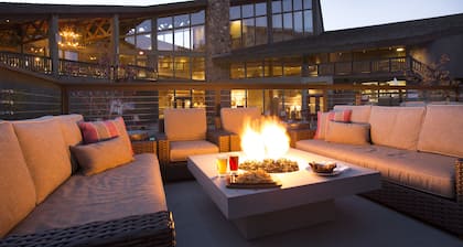 Snow King Resort Hotel & Luxury Residences