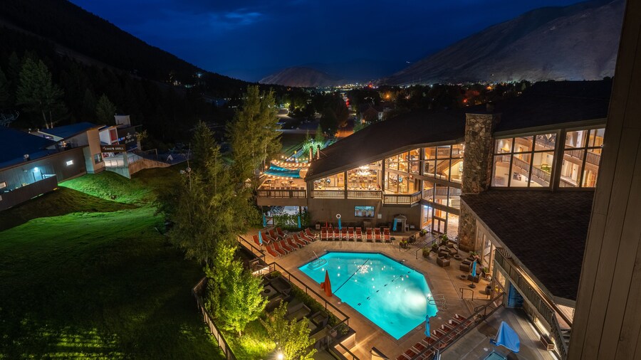 雪王度假村华丽住宅酒店