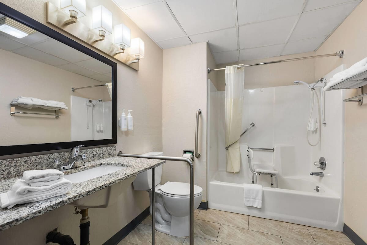 Room, 2 Queen Beds, Accessible, Non Smoking (Mobility Accessible) | Accessible bathroom
