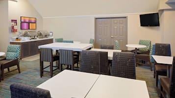 Free daily full breakfast