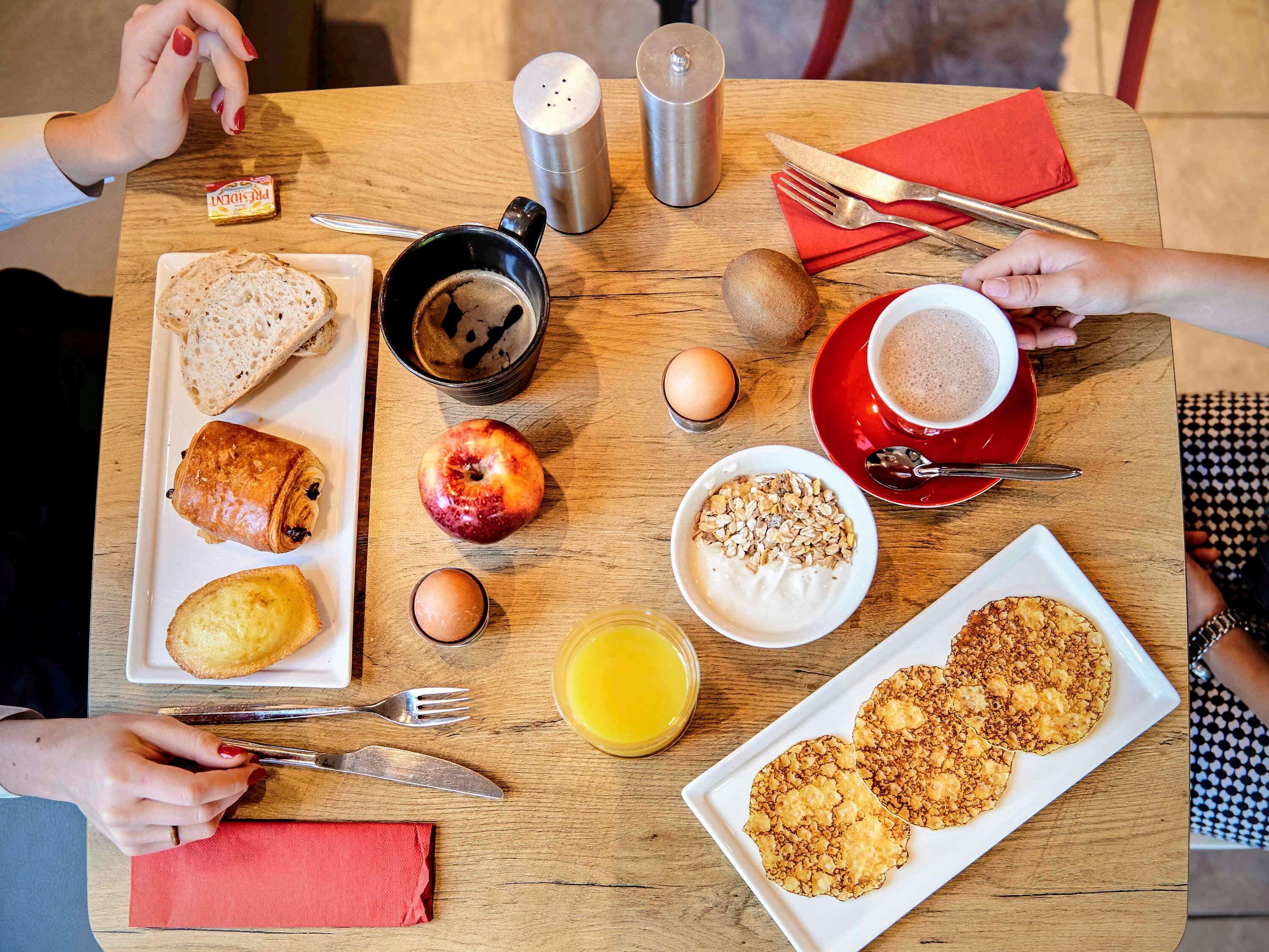 daily buffet breakfast (eur 14 per person)