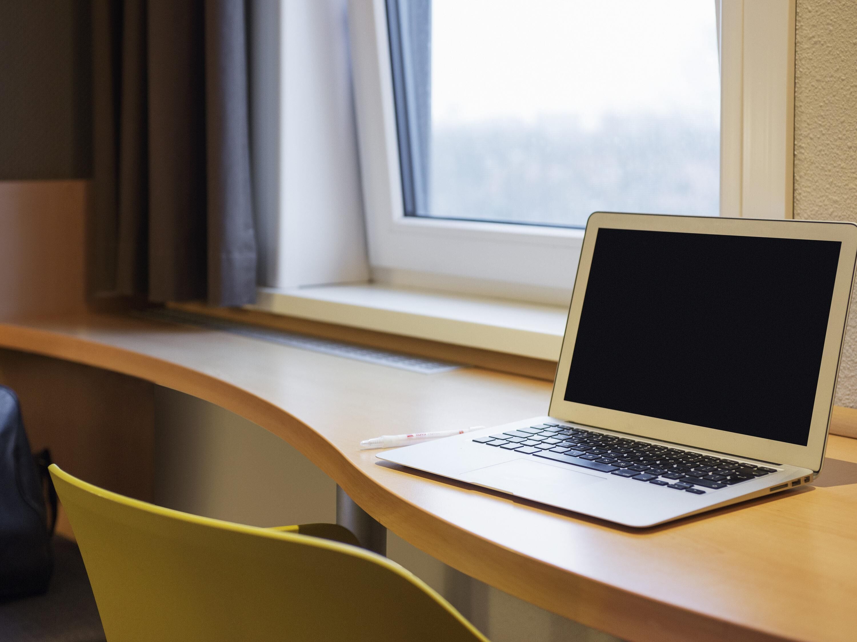 In-room safe, desk, soundproofing, iron/ironing board