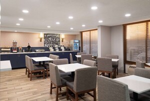 Café da manhã continental grátis todos os dias