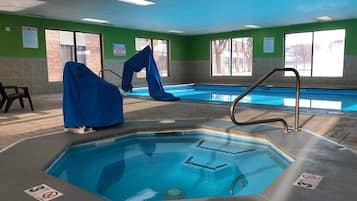 Indoor pool, pool loungers