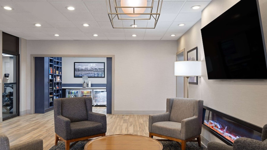 AmericInn by Wyndham Casper Event Center Area