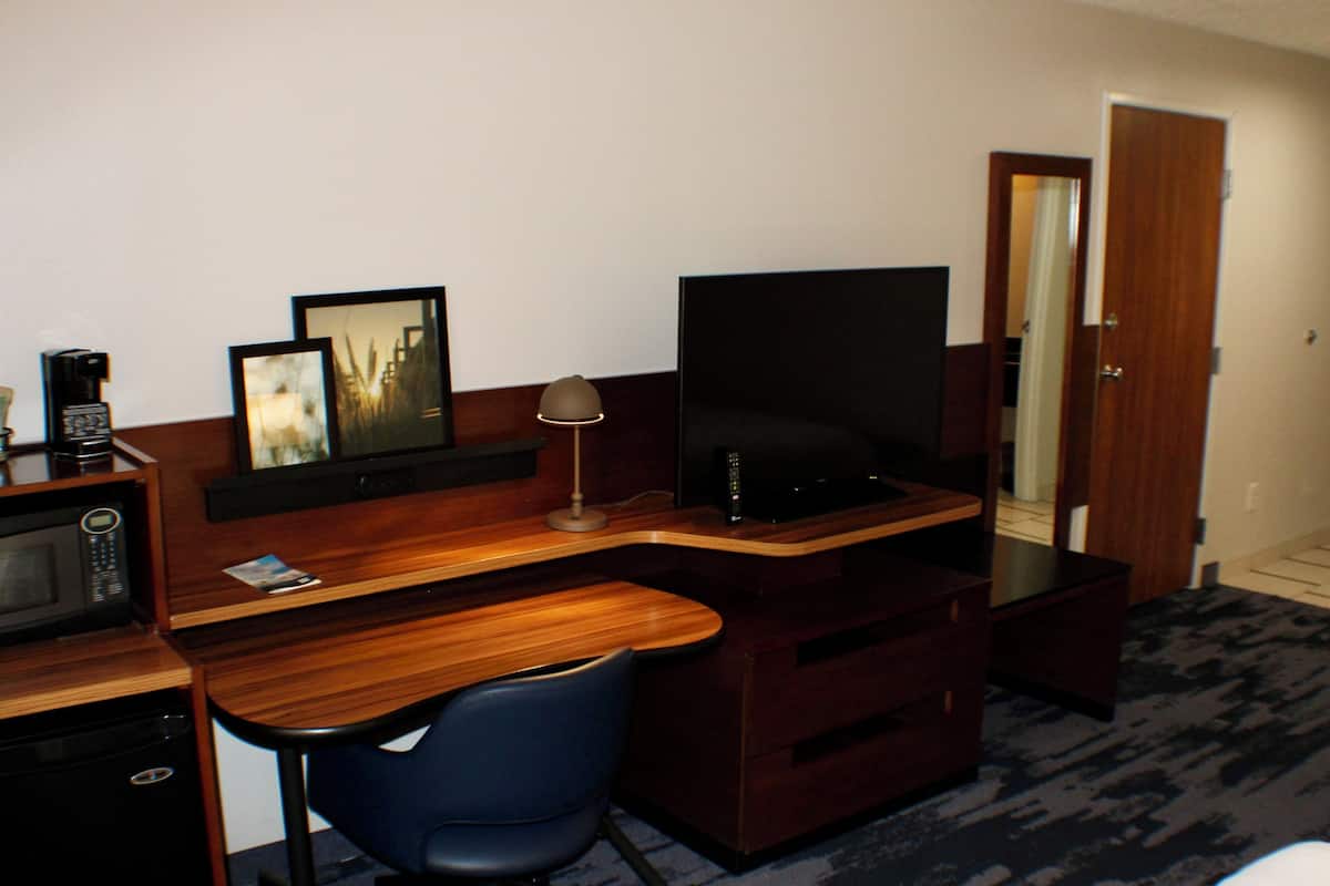 desk, blackout curtains, iron/ironing board, free wifi