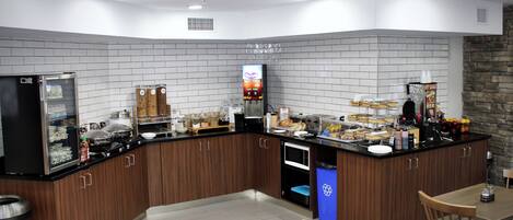 Petit déjeuner buffet compris tous les jours