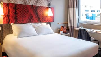 Kamar Double Superior, 1 Tempat Tidur Double | Seprai premium, meja kerja, dan ruang kerja ramah laptop