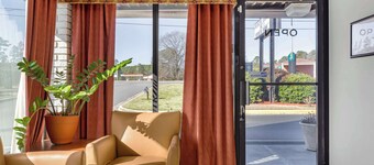 Econo Lodge