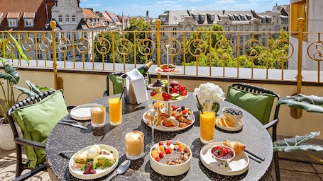 Terrace Suite | Terrace/patio. Hotel Bristol Berlin