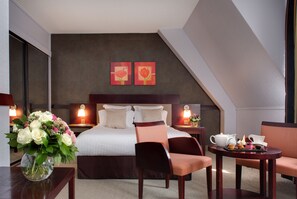 Superior Double Room | Premium bedding, minibar, in-room safe, desk