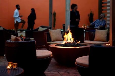 Terrace/patio. Atlanta Marriott Peachtree Corners