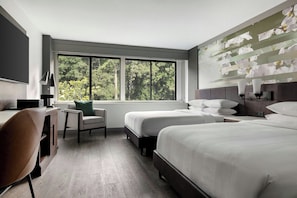 Club Room, 2 Double Beds | In-room safe, desk, laptop workspace, blackout drapes - Atlanta Marriott Peachtree Corners (Peachtree Corners)