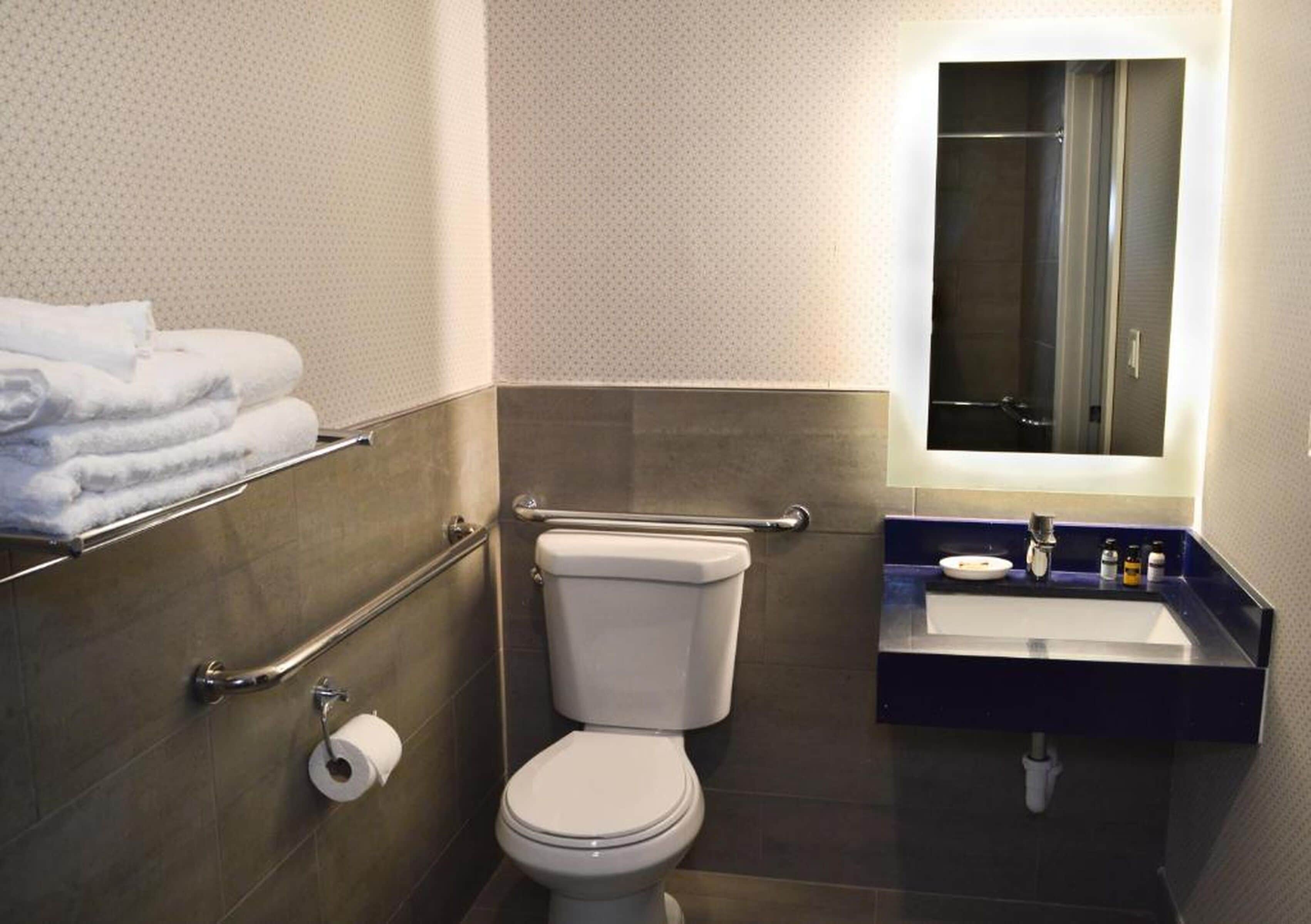 Photo - Ft Lauderdale Hollywood Airport Hotel