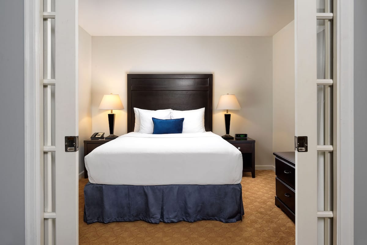 Grand Dorset Suite | 1 bedroom, in-room safe, desk, laptop workspace