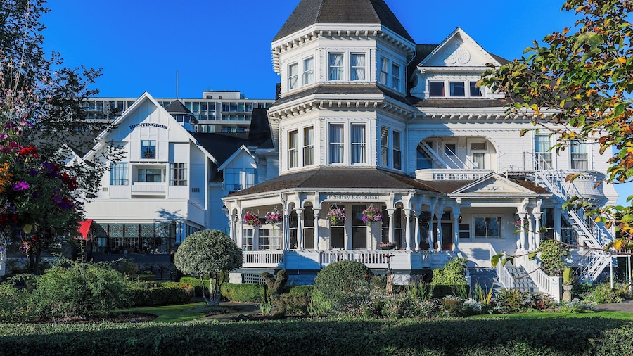 Huntingdon Hotel and Suites