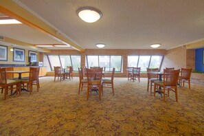 Property amenity - Tulsa Square Hotel Central, I-44 By OYO (Tulsa)