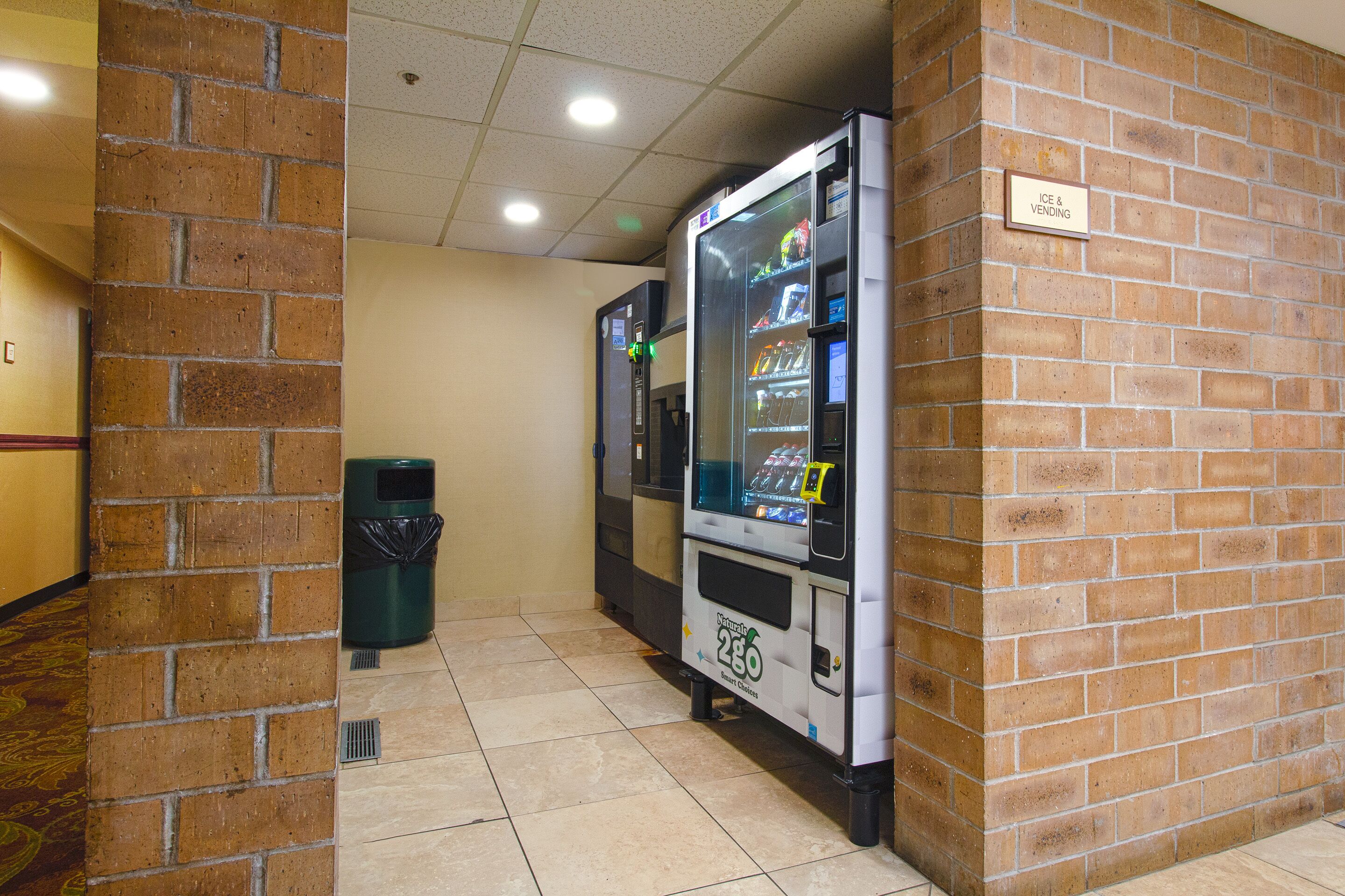 Photo - Tulsa Square Hotel Central, I-44 By OYO