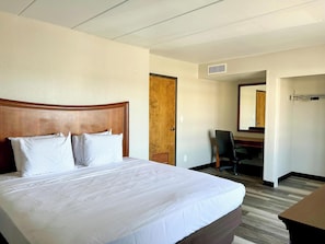Executive Suite, Kitchenette - Tulsa Square Hotel Central, I-44 By OYO (Tulsa)