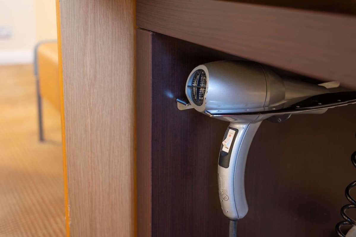 Minibar, in-room safe, desk, laptop workspace