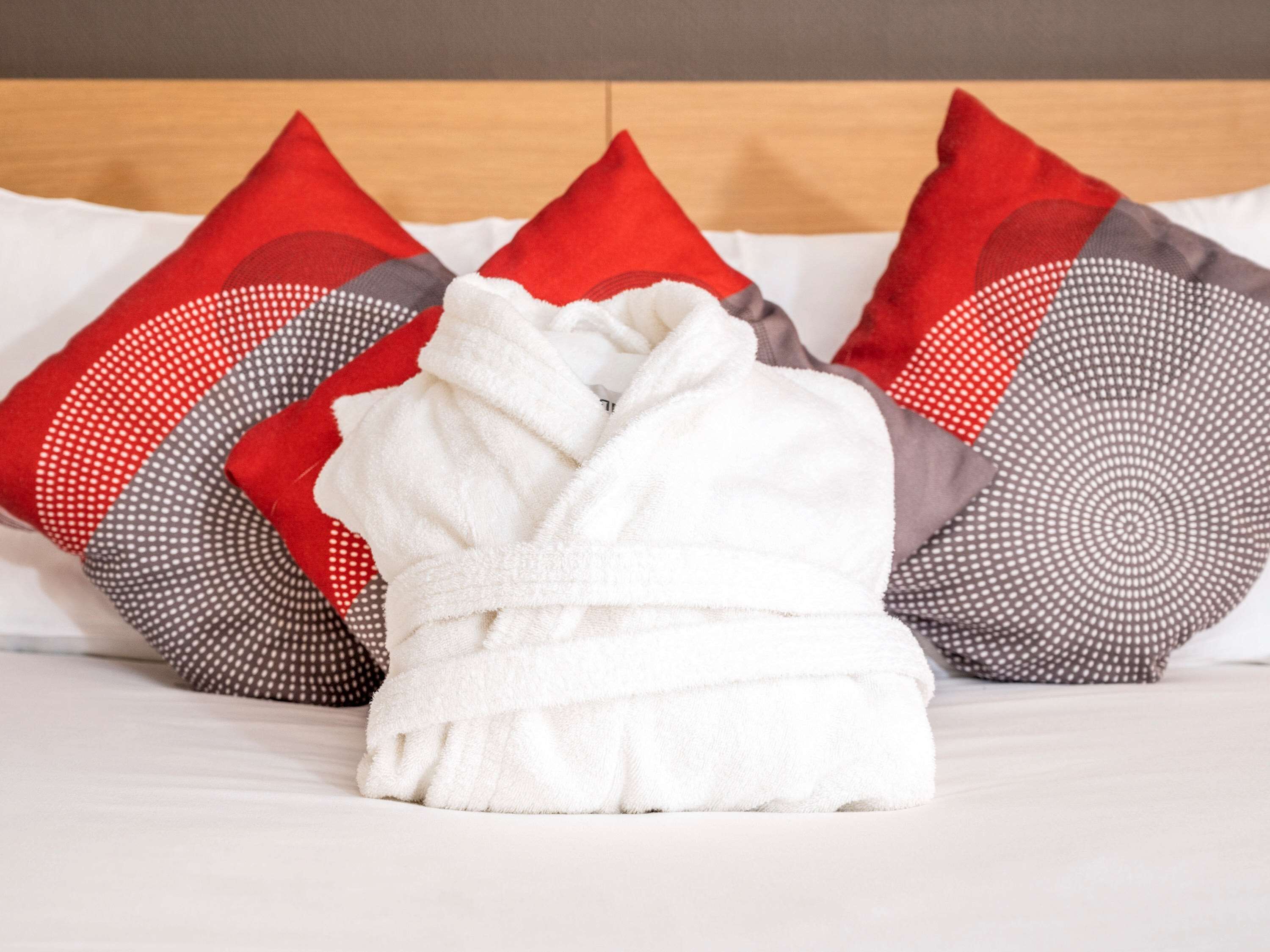 Novotel top pillows uk